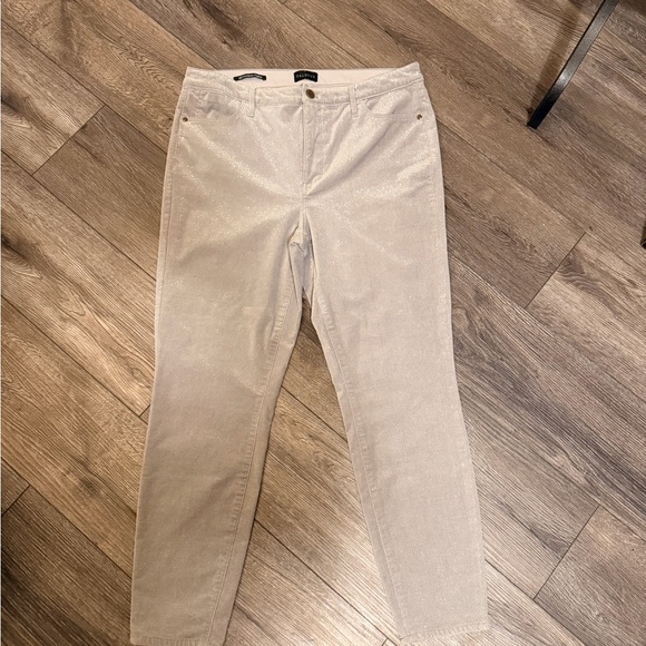 Talbots - Picture 5 of 6